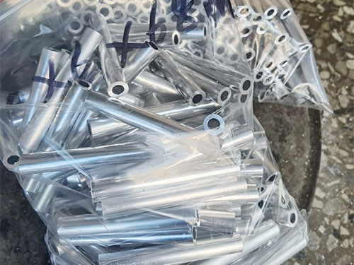 空心薄壁鋁管